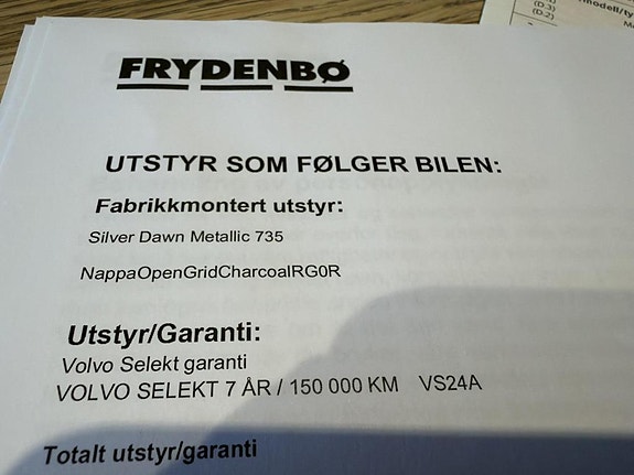 Volvo XC60 17 of 17