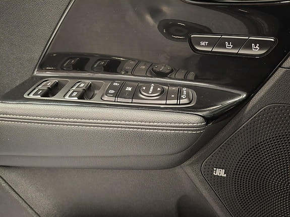Kia Niro 16 of 21