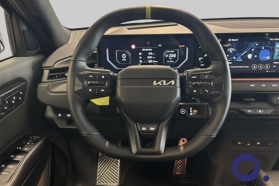 Kia EV9 12 of 30