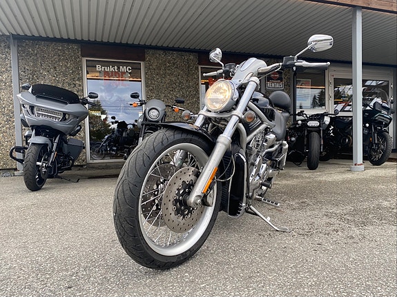 Harley-Davidson VRSCAW V-Rod 11 of 11