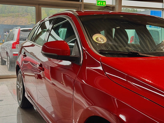 Volvo V60 6 of 30