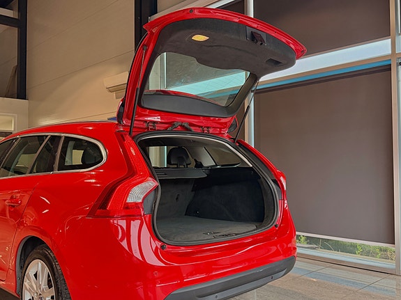 Volvo V60 15 of 30