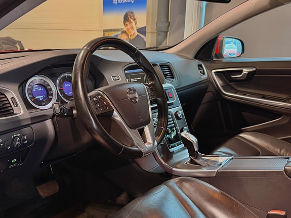 Volvo V60 27 of 30