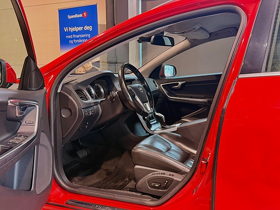 Volvo V60 20 of 30