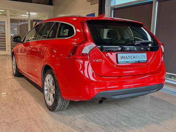 Volvo V60 8 of 30