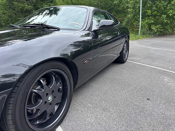 Jaguar XK 2 of 26