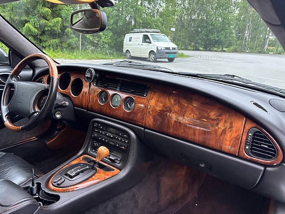 Jaguar XK 24 of 26