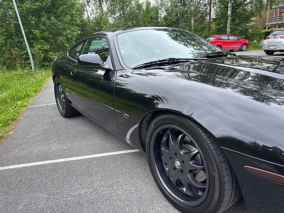 Jaguar XK 6 of 26