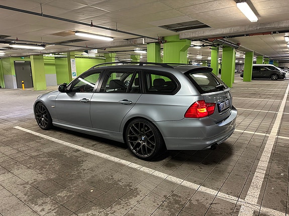 BMW 318d 7 of 30