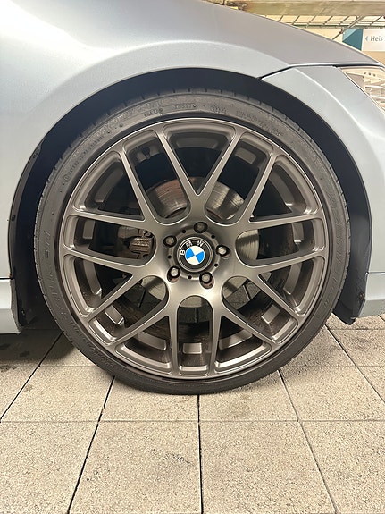 BMW 318d 27 of 30