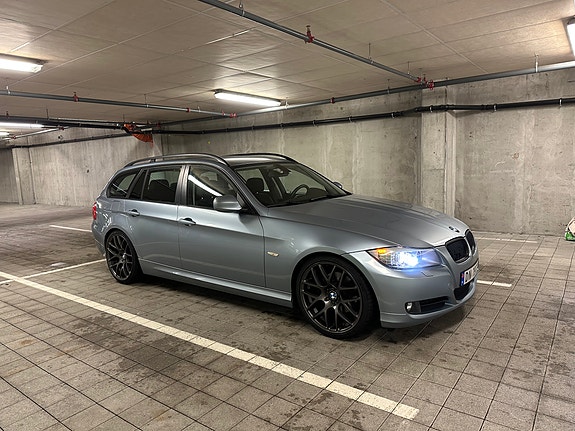 BMW 318d 11 of 30
