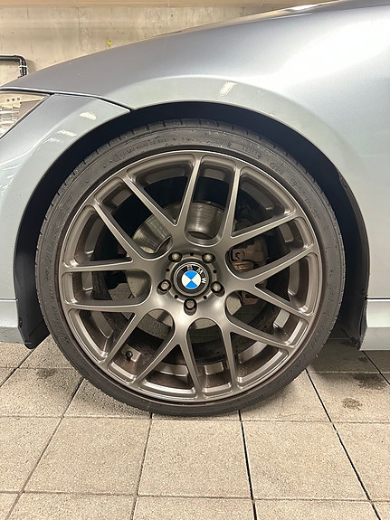 BMW 318d 26 of 30