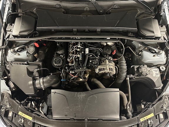 BMW 318d 21 of 30