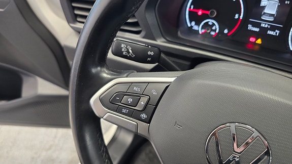 Volkswagen Caddy 15 of 30