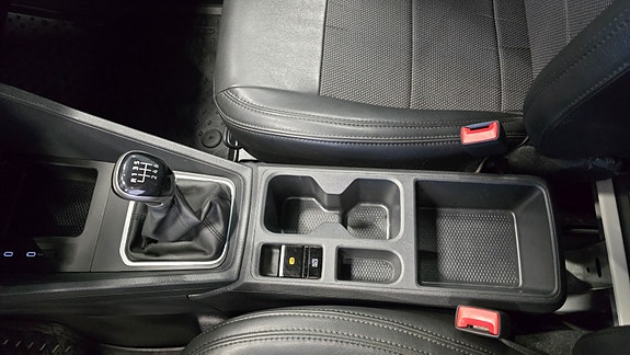 Volkswagen Caddy 18 of 30