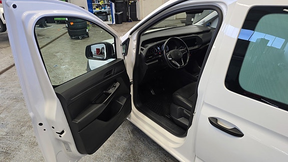Volkswagen Caddy 9 of 30