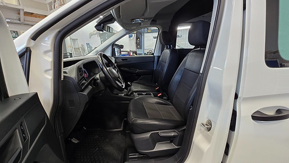 Volkswagen Caddy 11 of 30