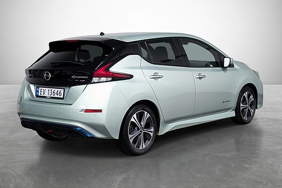 Nissan Leaf 6 of 25