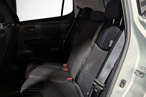 Nissan Leaf 20 of 25