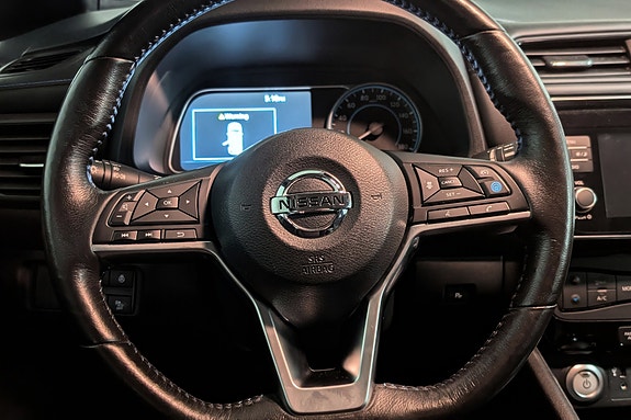 Nissan Leaf 14 of 25