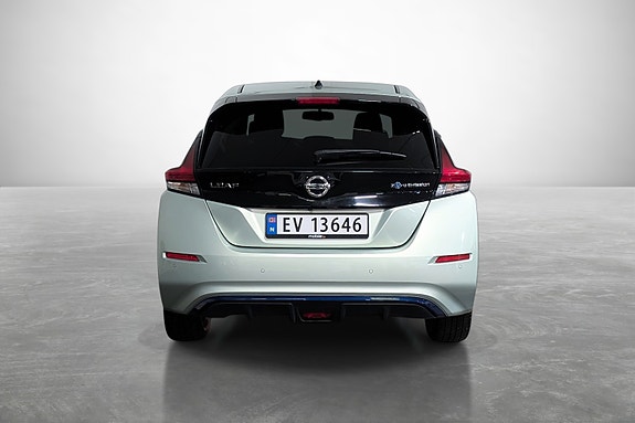 Nissan Leaf 7 of 25