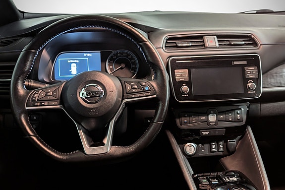Nissan Leaf 13 of 25