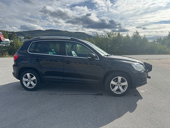 Volkswagen Tiguan 7 of 30