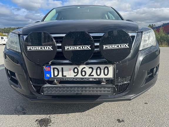 Volkswagen Tiguan 4 of 30