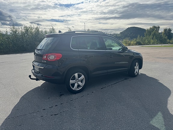 Volkswagen Tiguan 8 of 30
