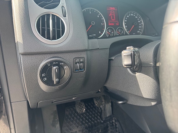 Volkswagen Tiguan 17 of 30