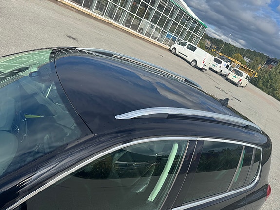 Volkswagen Tiguan 14 of 30