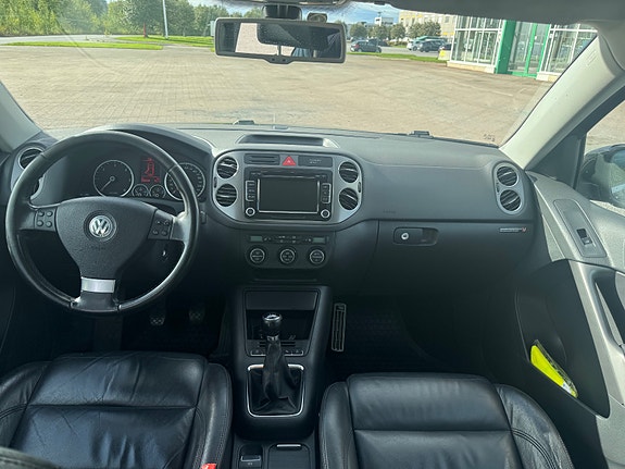 Volkswagen Tiguan 28 of 30