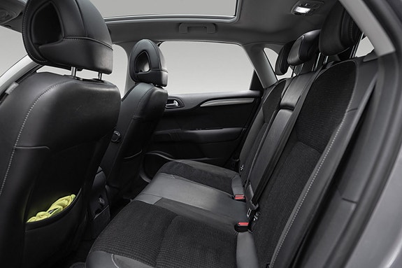 Citroen C4 17 of 28