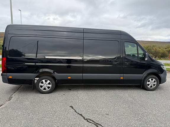 Mercedes-Benz Sprinter 316 2 of 16