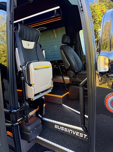 Mercedes-Benz Sprinter 519CDI - 16+1 - VIP turbuss - Topputstyrt! 3 of 30