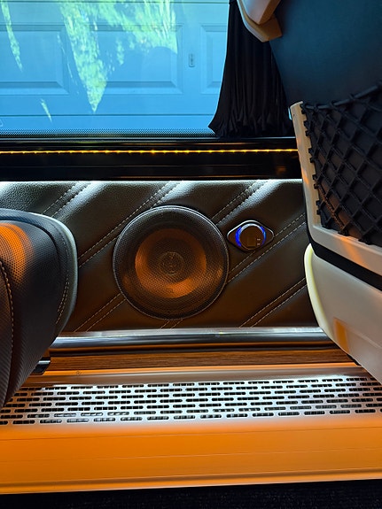 Mercedes-Benz Sprinter 519CDI - 16+1 - VIP turbuss - Topputstyrt! 16 of 30