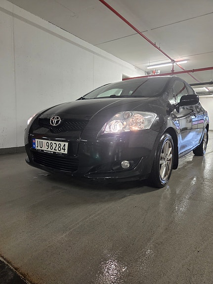 Toyota Auris 3 of 11