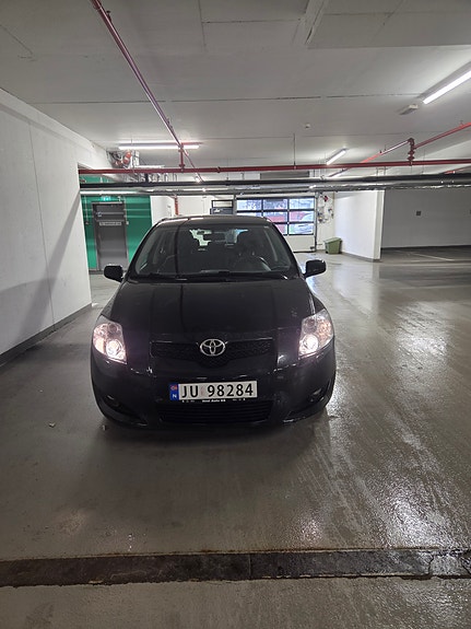 Toyota Auris 5 of 11