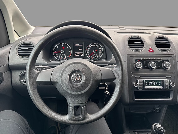 Volkswagen Caddy 14 of 28