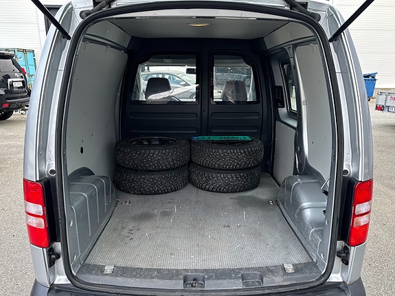 Volkswagen Caddy 24 of 28
