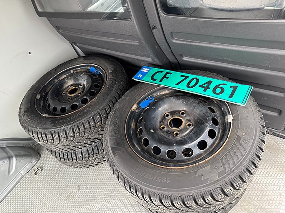 Volkswagen Caddy 27 of 28
