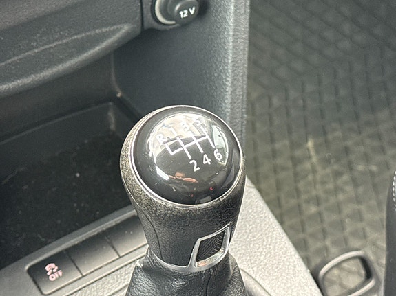 Volkswagen Caddy 22 of 28