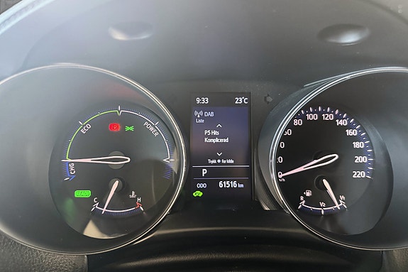 Toyota C-HR 16 of 28