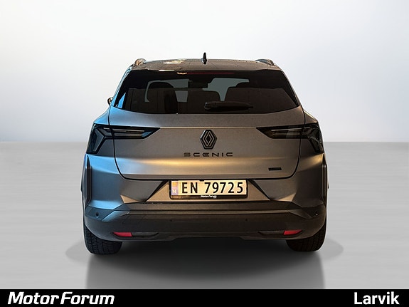 Renault Scenic E-Tech 7 of 24