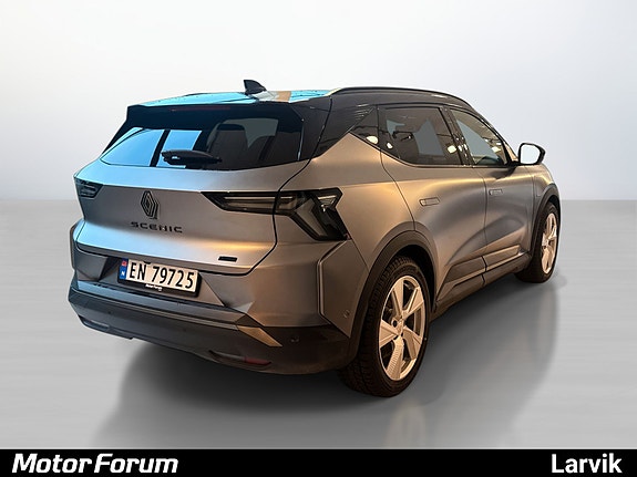 Renault Scenic E-Tech 6 of 24
