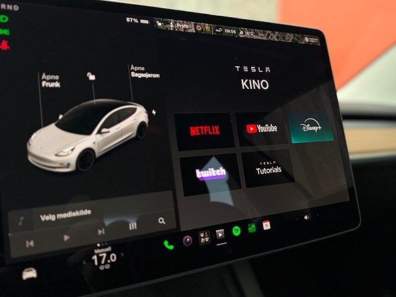 Tesla Model 3 28 of 28