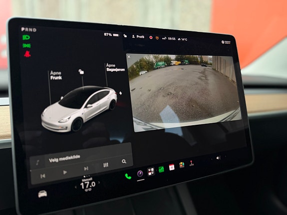 Tesla Model 3 27 of 28