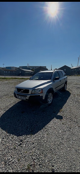 Volvo XC90 19 of 25
