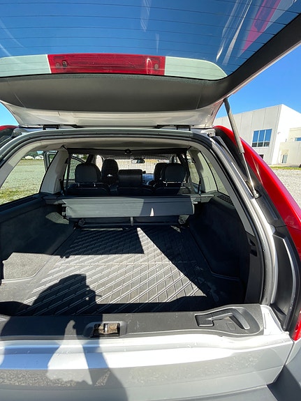 Volvo XC90 10 of 25