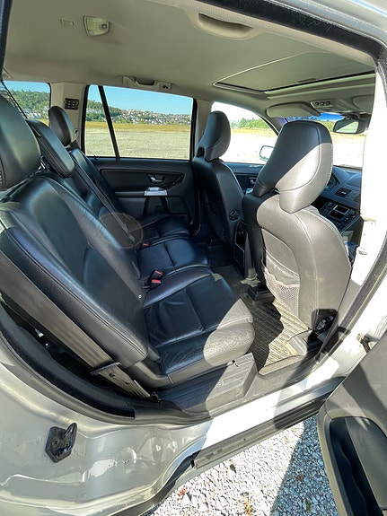 Volvo XC90 5 of 25
